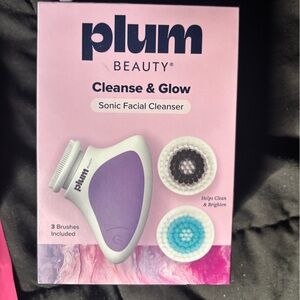 Plum Beauty Sonic Facial Cleanser System NEW IN BOX cleanse and glow